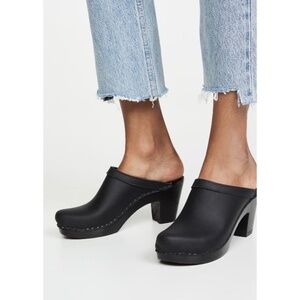 No. 6 Old School High Heel Clog